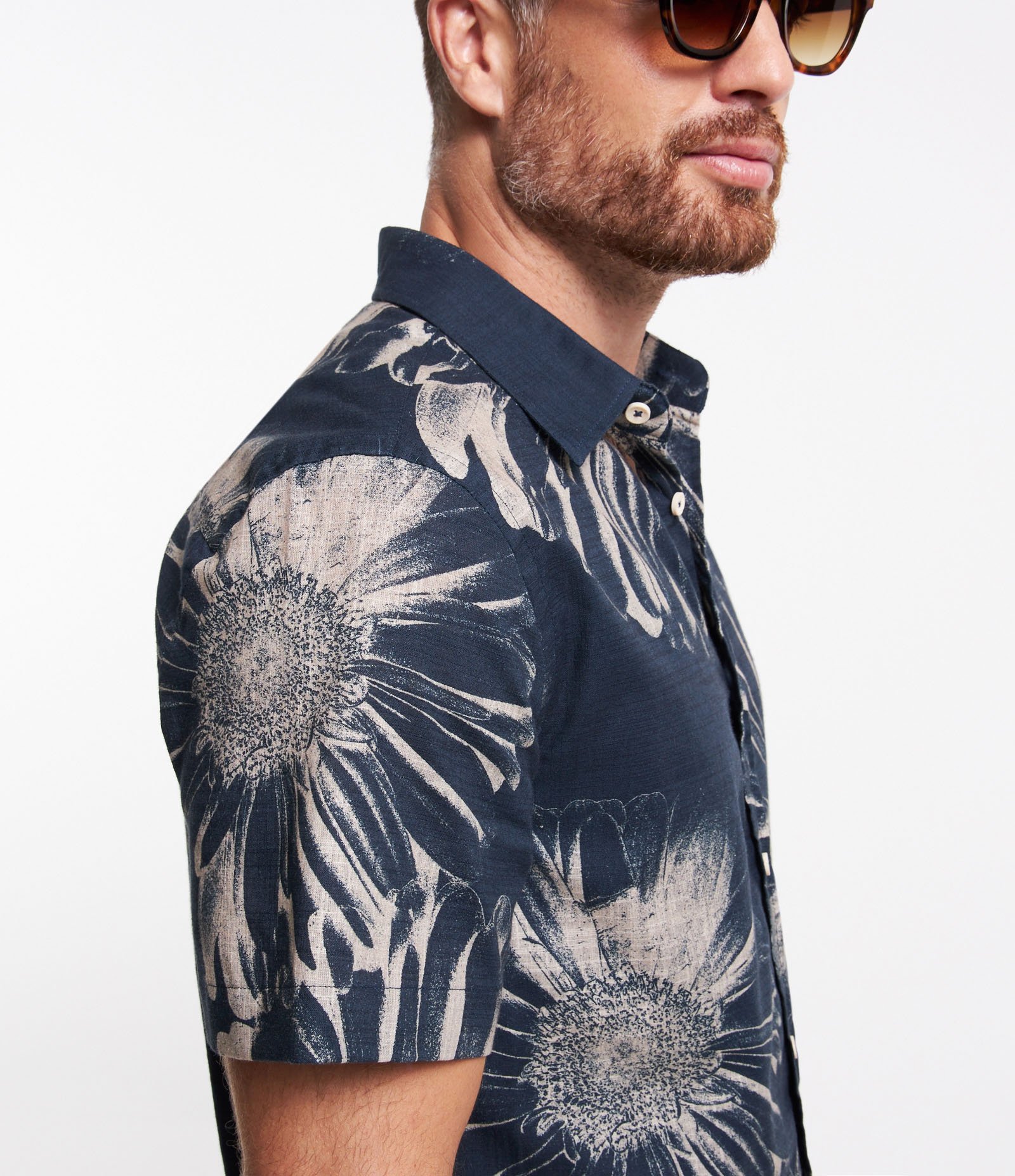 Camisa Manga Curta em Voal com Estampa Floral Azul 3