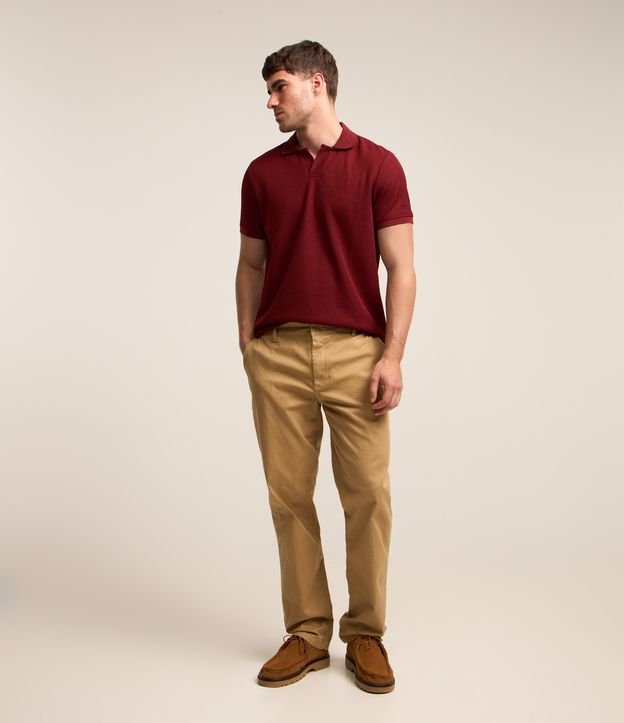 Calça em Sarja Texturizada com Bolso Faca