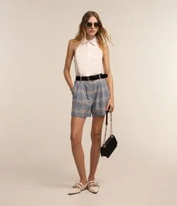 Short Alfaiatado em Algodão e Linho com Estampa Xadrez e Cinto de PU