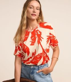 Blusa em Viscose com Estampa Folhagem Coqueiros
