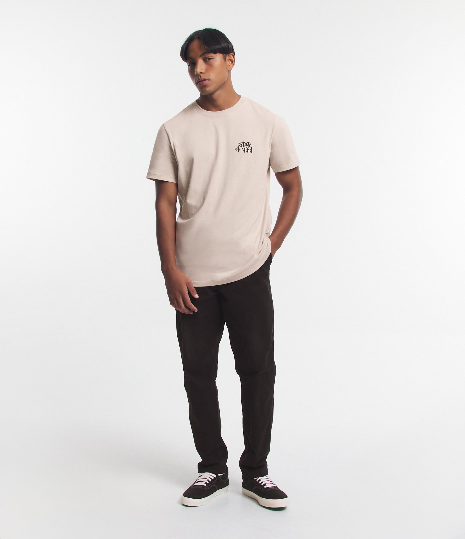 Camiseta Comfort em Algodão com Estampa State Of Mind Bege 2