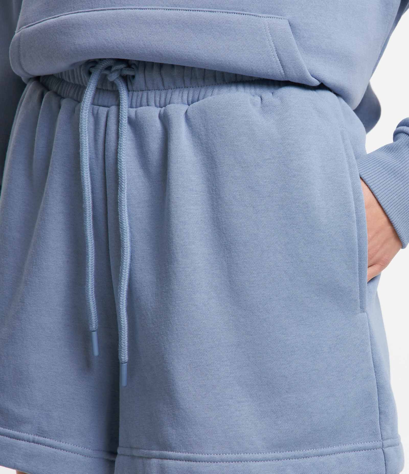 Short Runner em Moletom com Forro Fleece e Cordão no Cós Azul 4