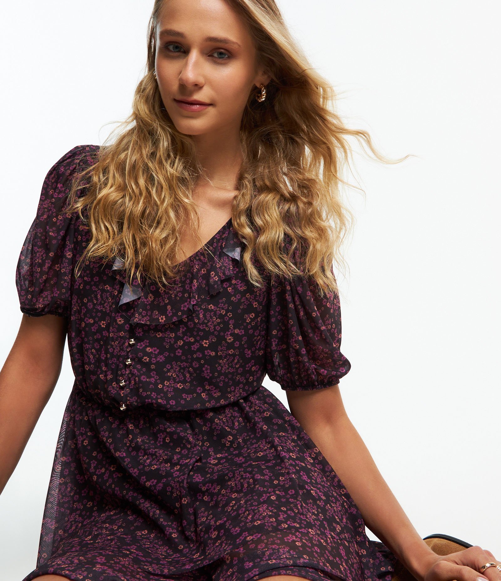 Vestido em Tule com Babado na Saia e Estampa Floral Roxo 5