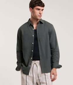 Camisa Comfort Básica em Linho e Algodão