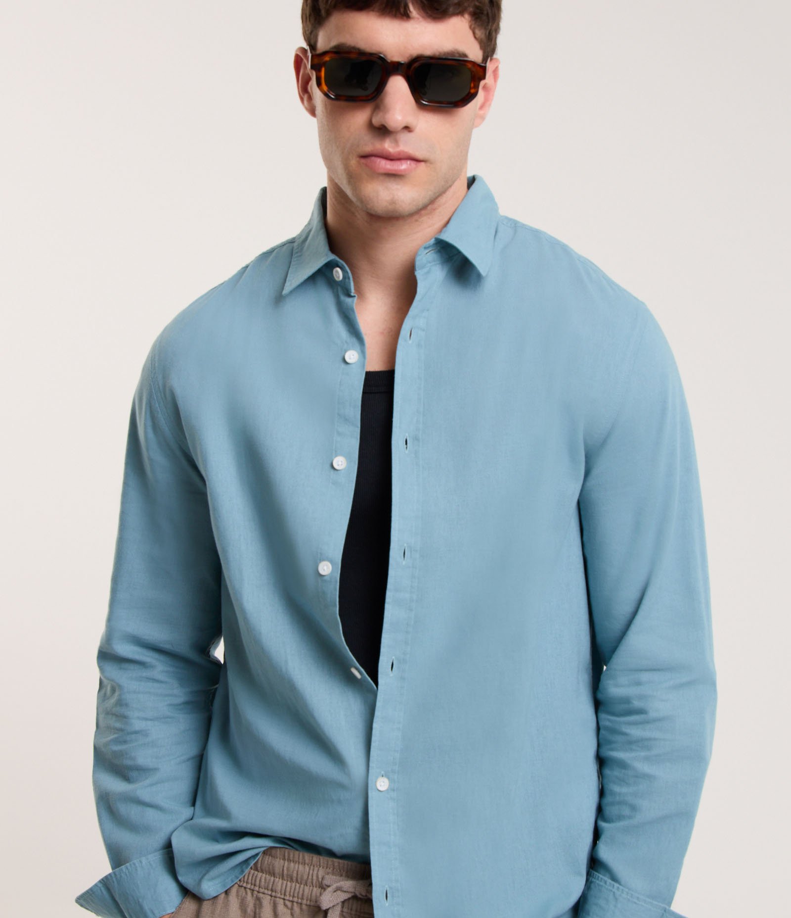 Camisa Comfort Básica em Linho e Algodão 1