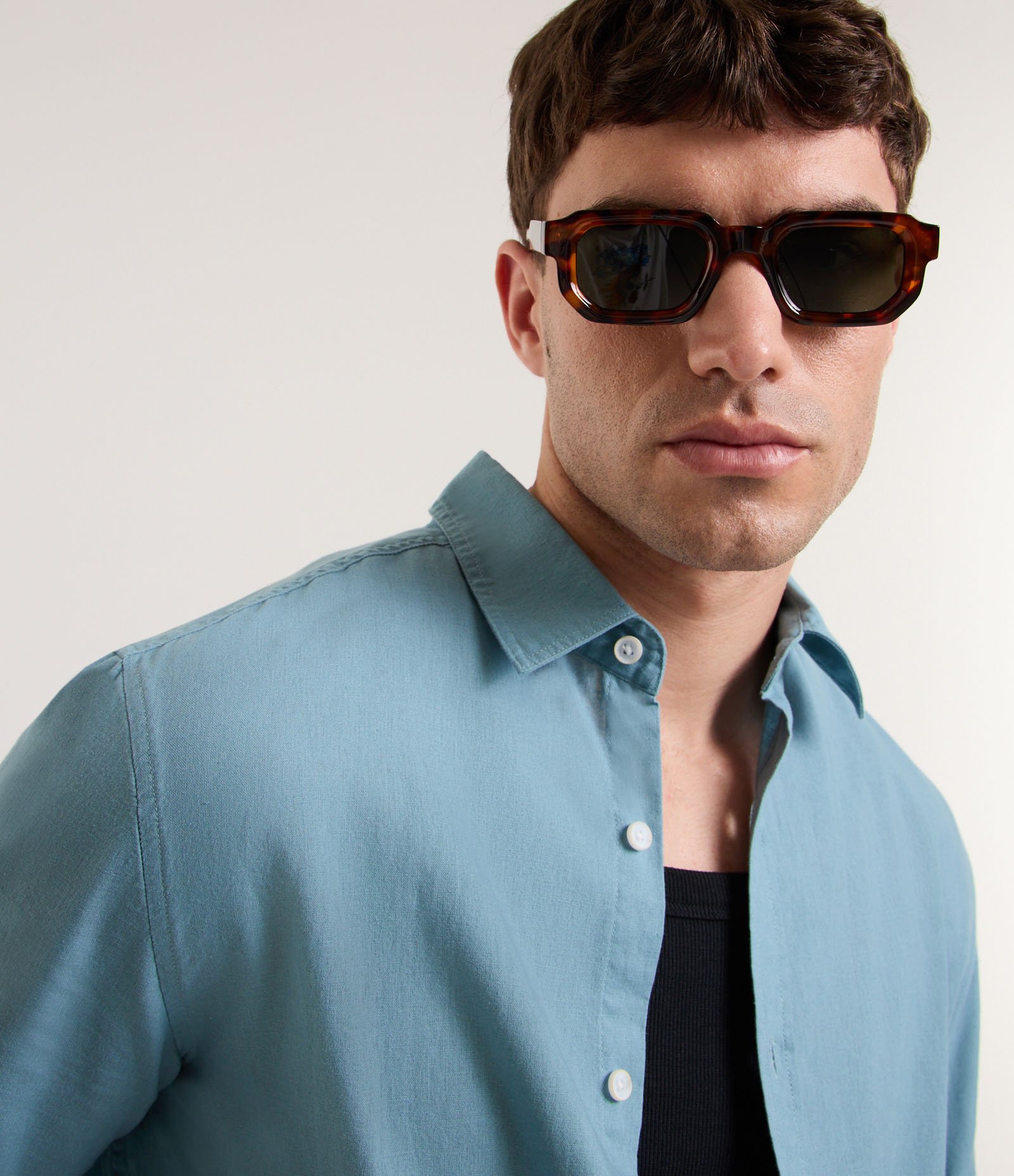 Camisa Comfort Básica em Linho e Algodão 3