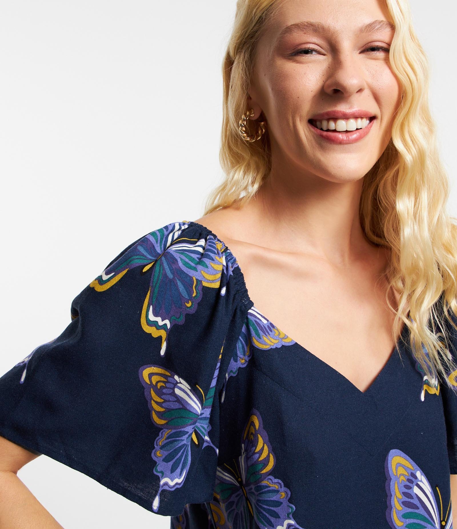 Vestido Curto em Viscose com Linho e Estampa Borboleta Azul Azul Marinho 4