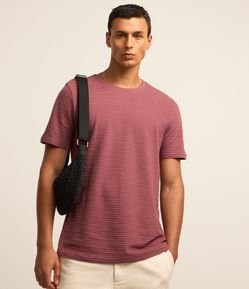 Camiseta em Algodão com Textura Horizontal