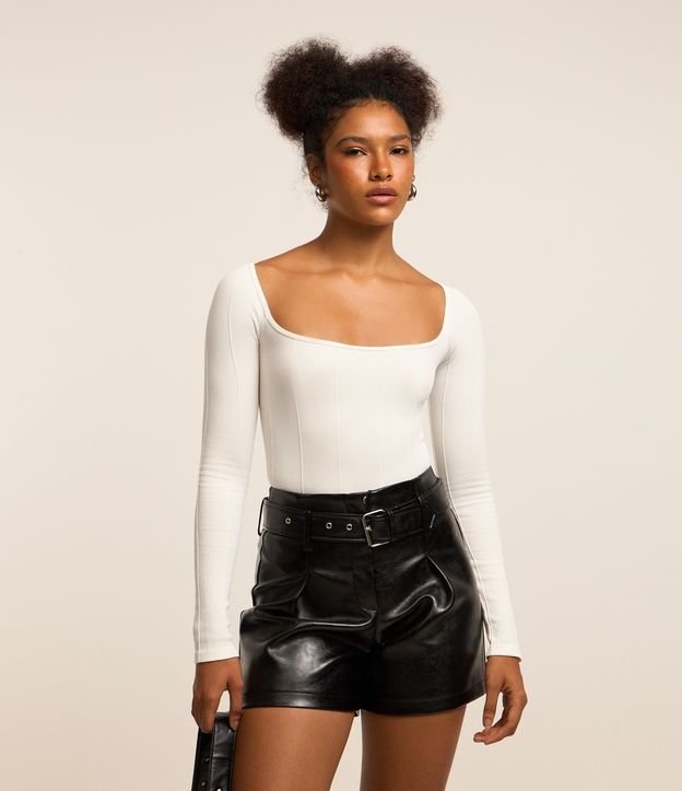 Cor: Branco | Tamanho: G