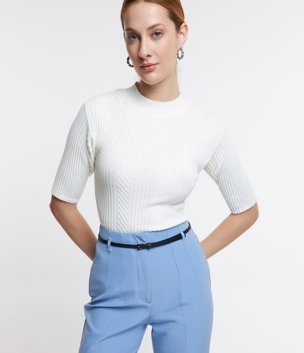 Cor: Off White | Tamanho: M