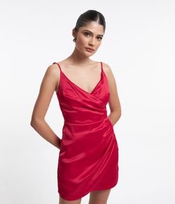 Vestido Curto Acetinado de Alça com Textura Franzida