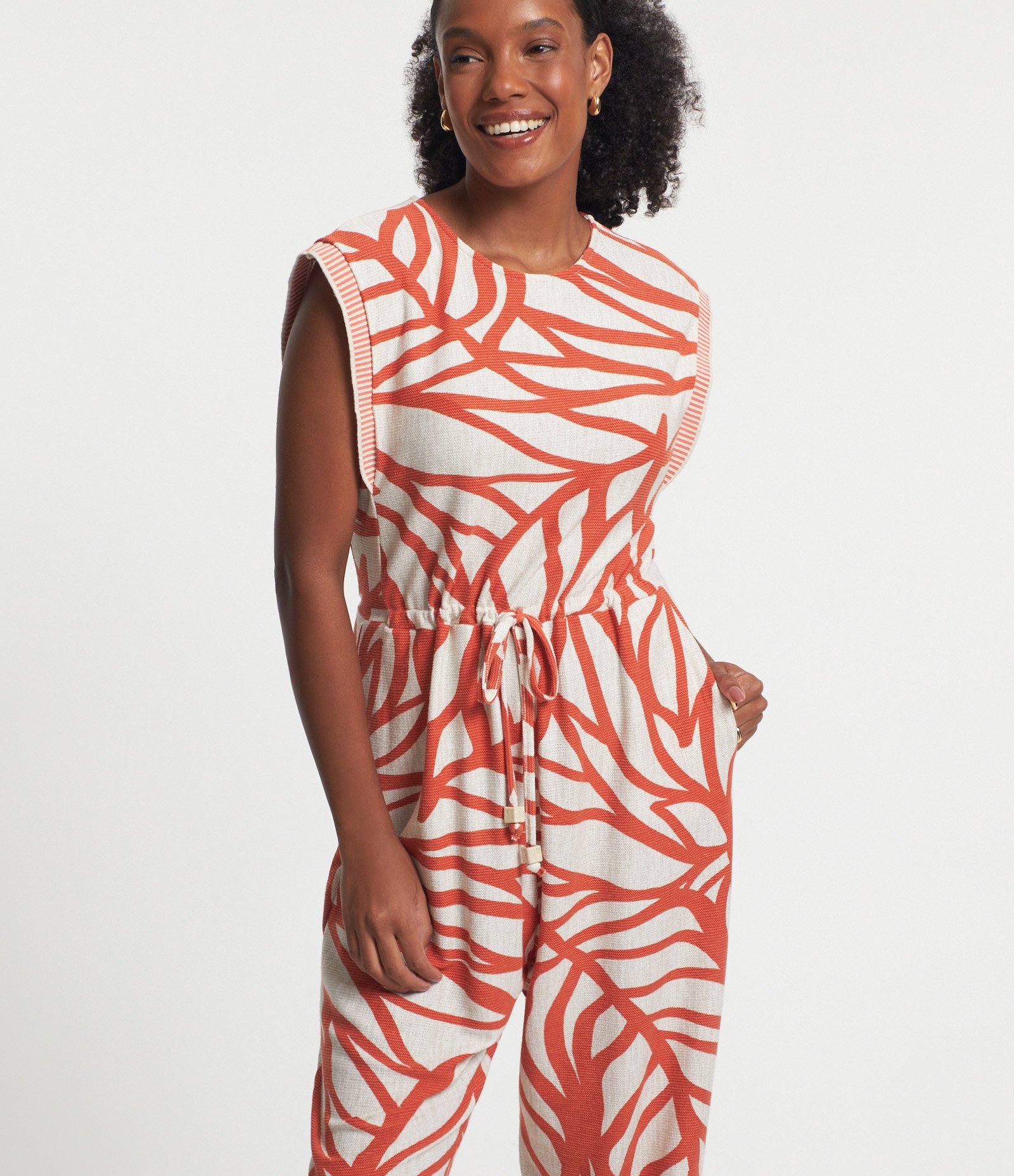 Macacão em Viscose com Estampa Folhagem Contrastante Laranja/ Branco 1