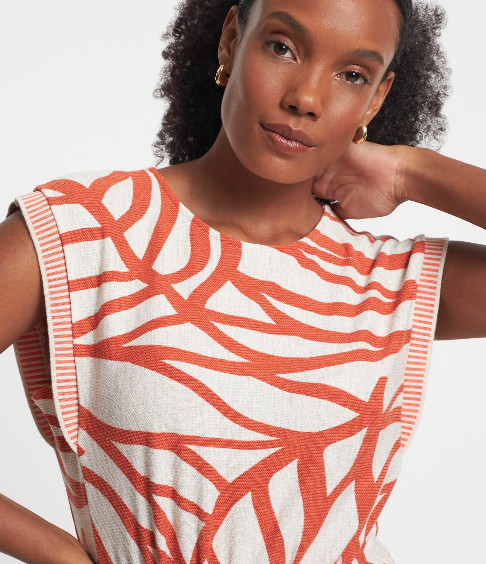 Macacão em Viscose com Estampa Folhagem Contrastante Laranja/ Branco 3
