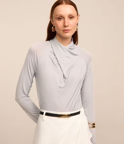 Blusa em Jersey com Gola Transpassada