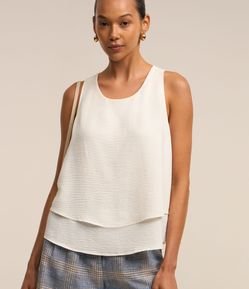 Blusa sem Manga em Poliéster com Recorte Sobreposto na Barra