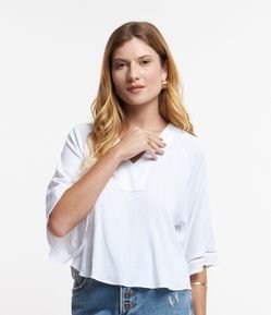 Blusa em Viscolinho com Detalhe Vazado na Manga