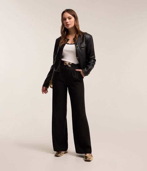 Blusa Regata em Viscose com Detalhe de Ondinhas
