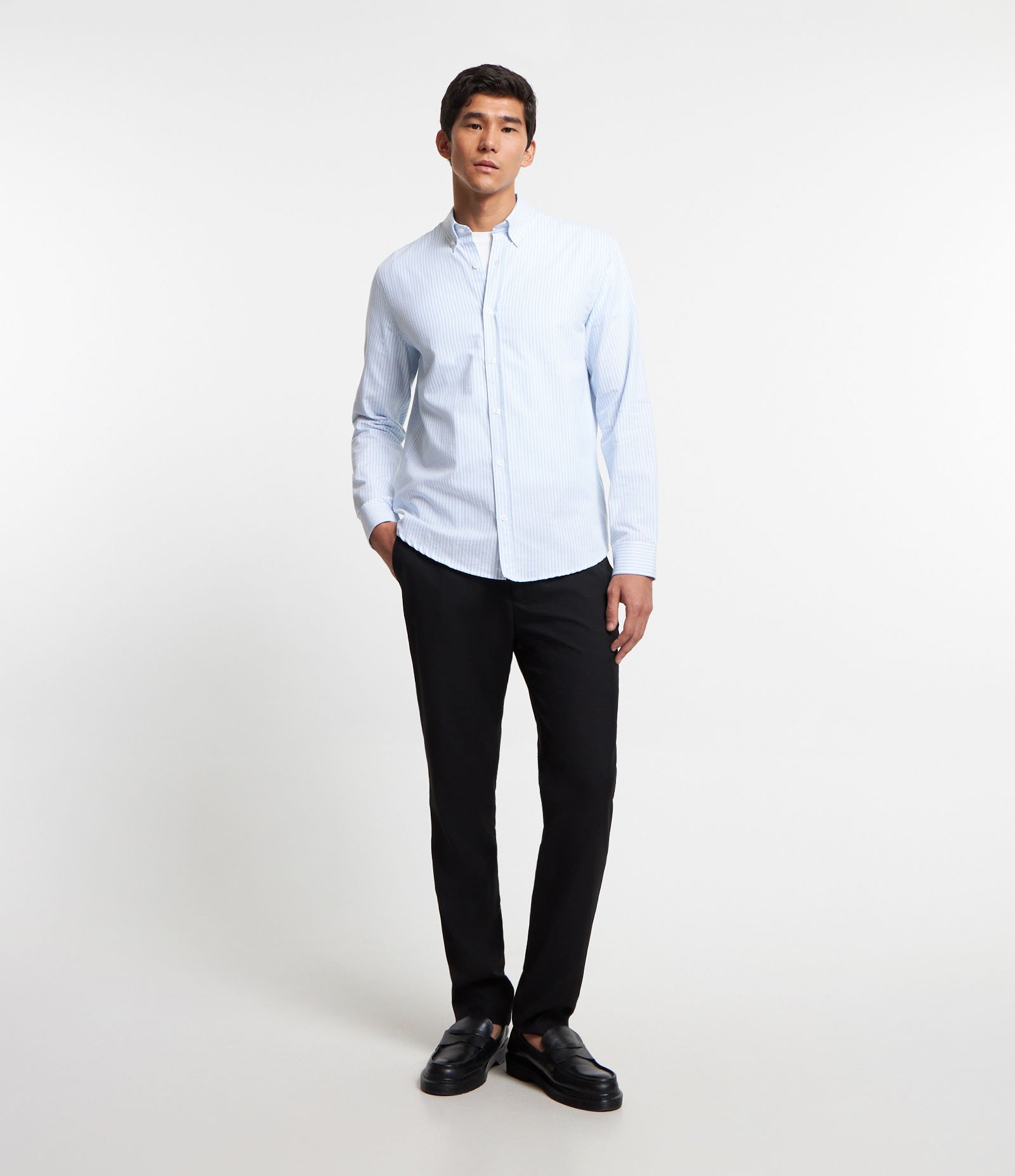 Camisa em Oxford Listrada Branco/Azul 2