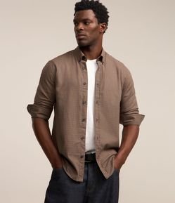 Camisa em Tricoline com Abotoamento e Estampa Grid Fio Tinto