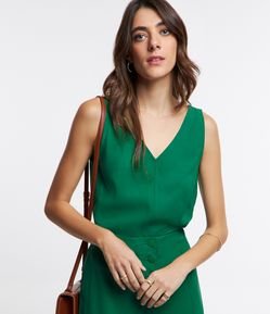 Blusa em Viscose com Decote V e Efeito Sarjado