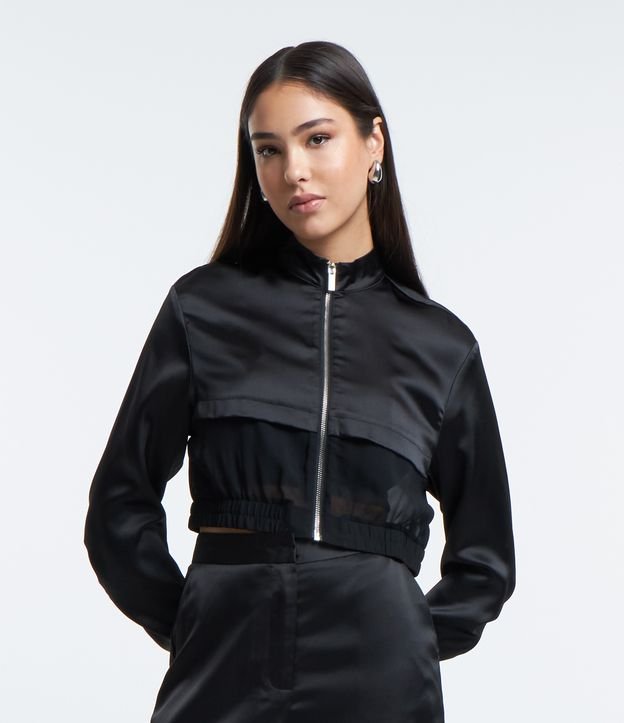 Jaqueta Bomber Acetinada com Recorte em Chiffon