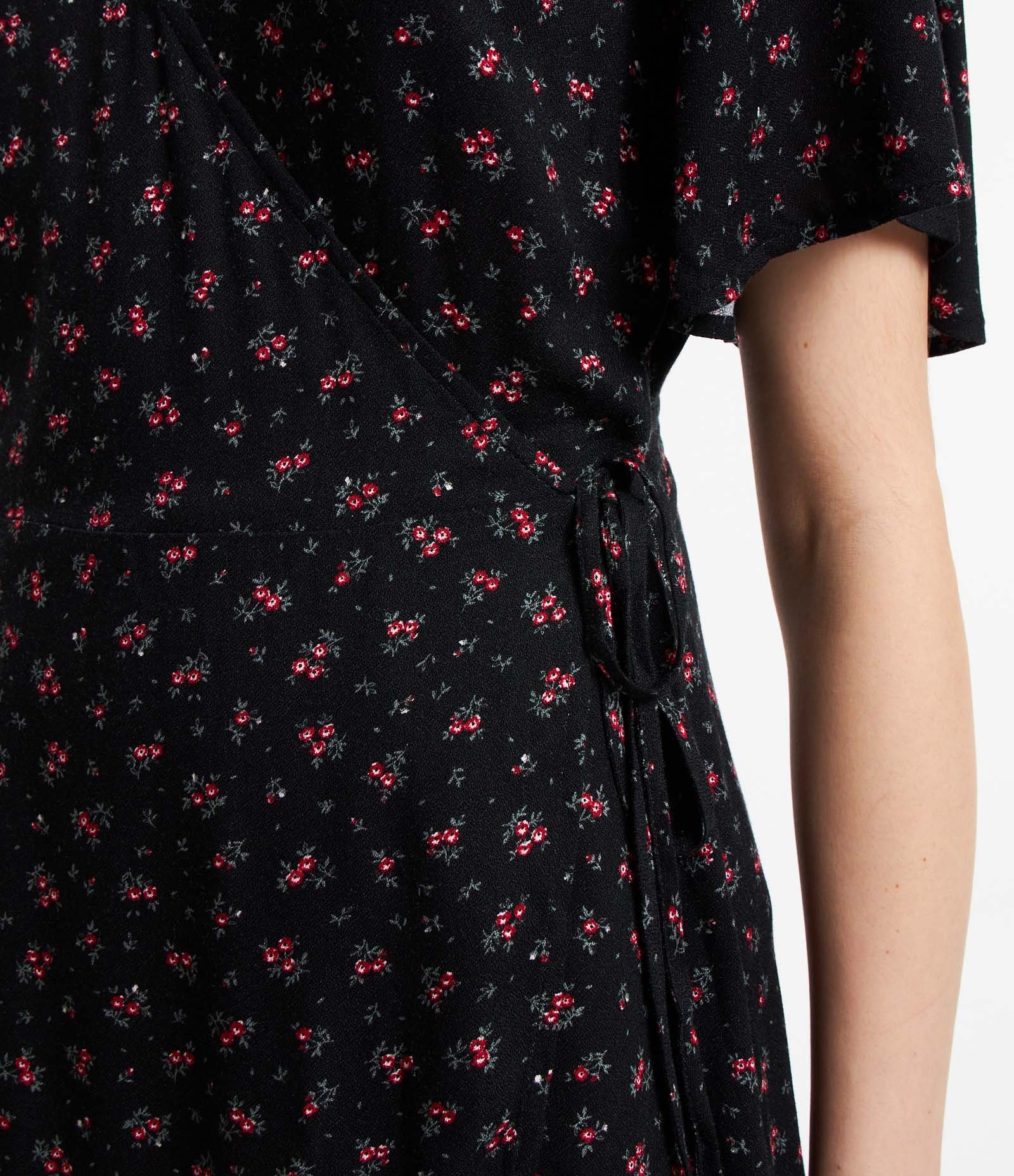 Macaquinho em Viscose Floral Liberty com Amarração Lateral Preto 5