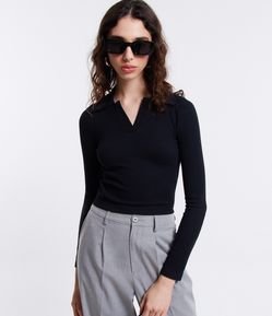 Blusa Seamless em Poliamida e Golinha Polo