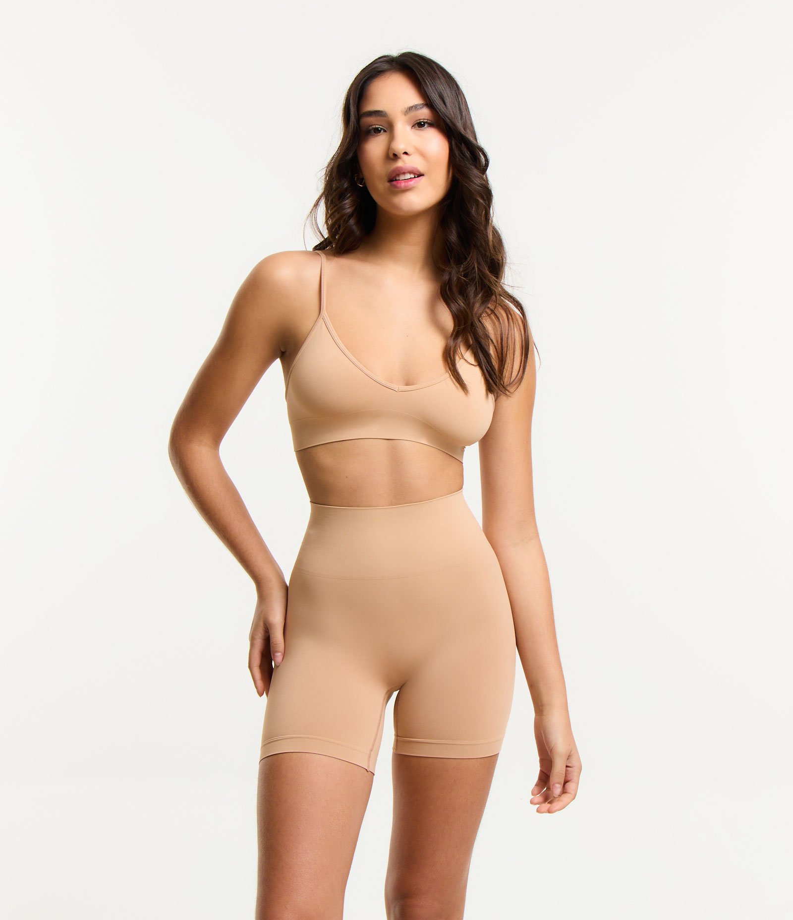 Bermuda Lingerie em Poliamida Seamless Bege 3