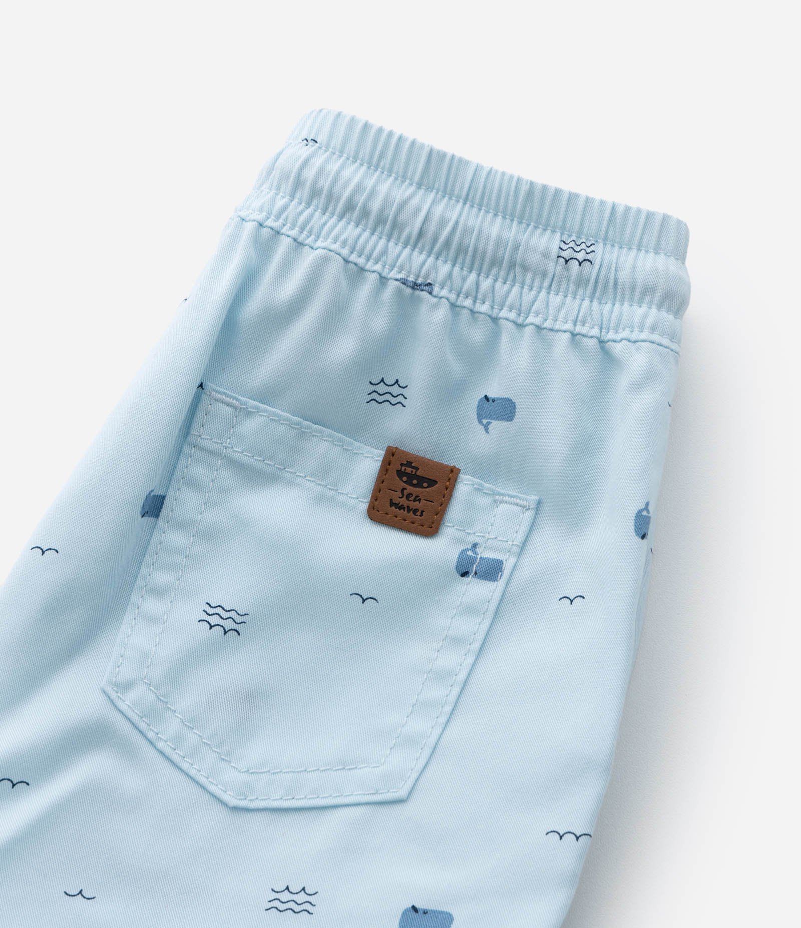 Bermuda Infantil com Estampa de Mini Baleias - Tam 1 a 5 Anos Azul 6