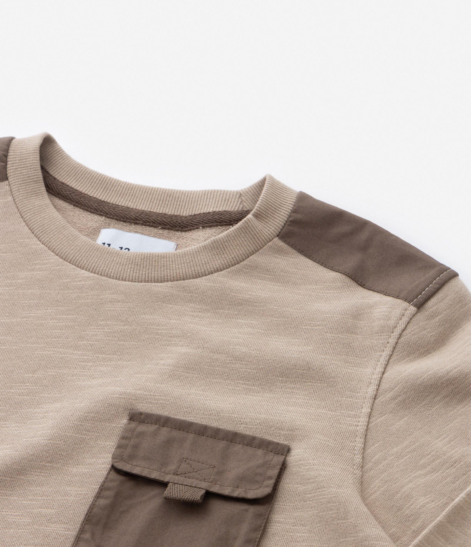 Blusão com Bolsinho e Recortes no Ombro - Tam 5 a 14 anos Bege 5