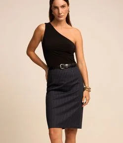 Saia Lápis em Viscose com Fechamento de Zíper e Estampa Risca de Giz