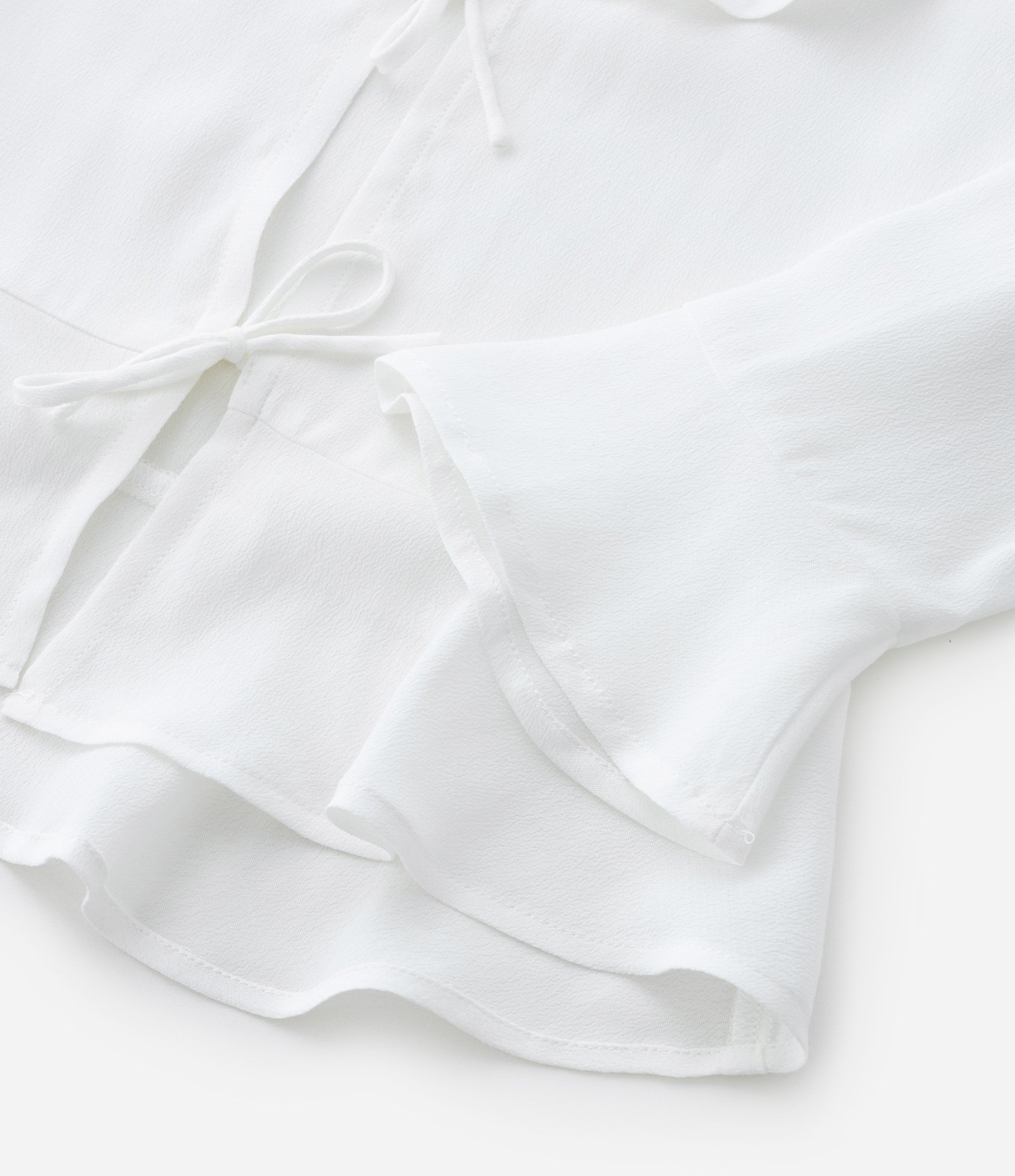 Cardigan Infantil em Viscose com Gola em Babado e Amarração - Tam 5 a 14 anos Branco 4