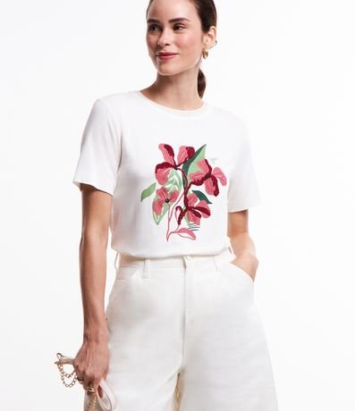 Menor preço em Blusa em Viscose com Detalhe na Gola e Estampa Flor e Folhagem