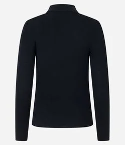 Suéter em Viscose com Gola Lapela e Abotoamento