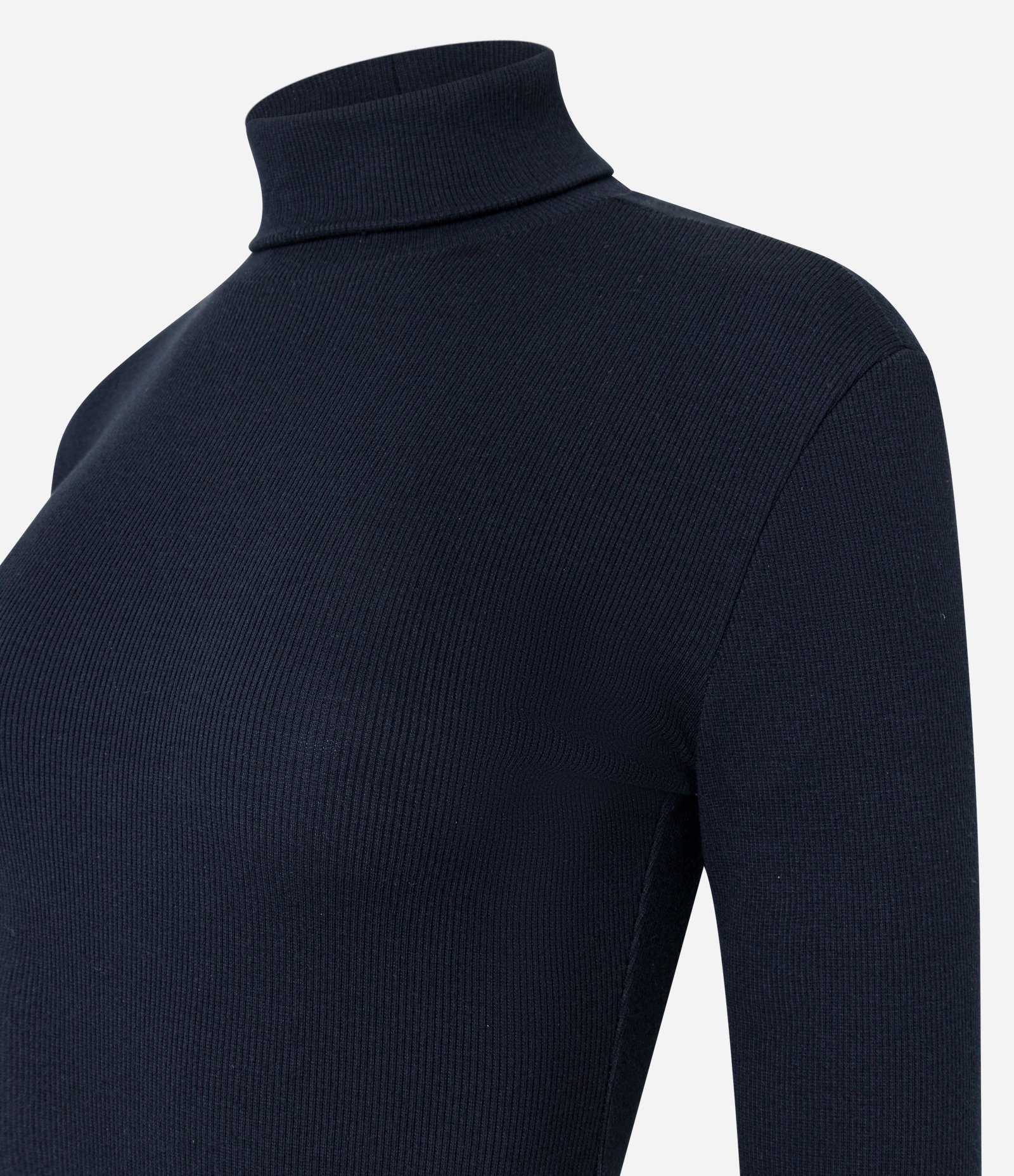 Vestido Reto em Ribana com Barra Arredondada e Golinha Alta Preto 7