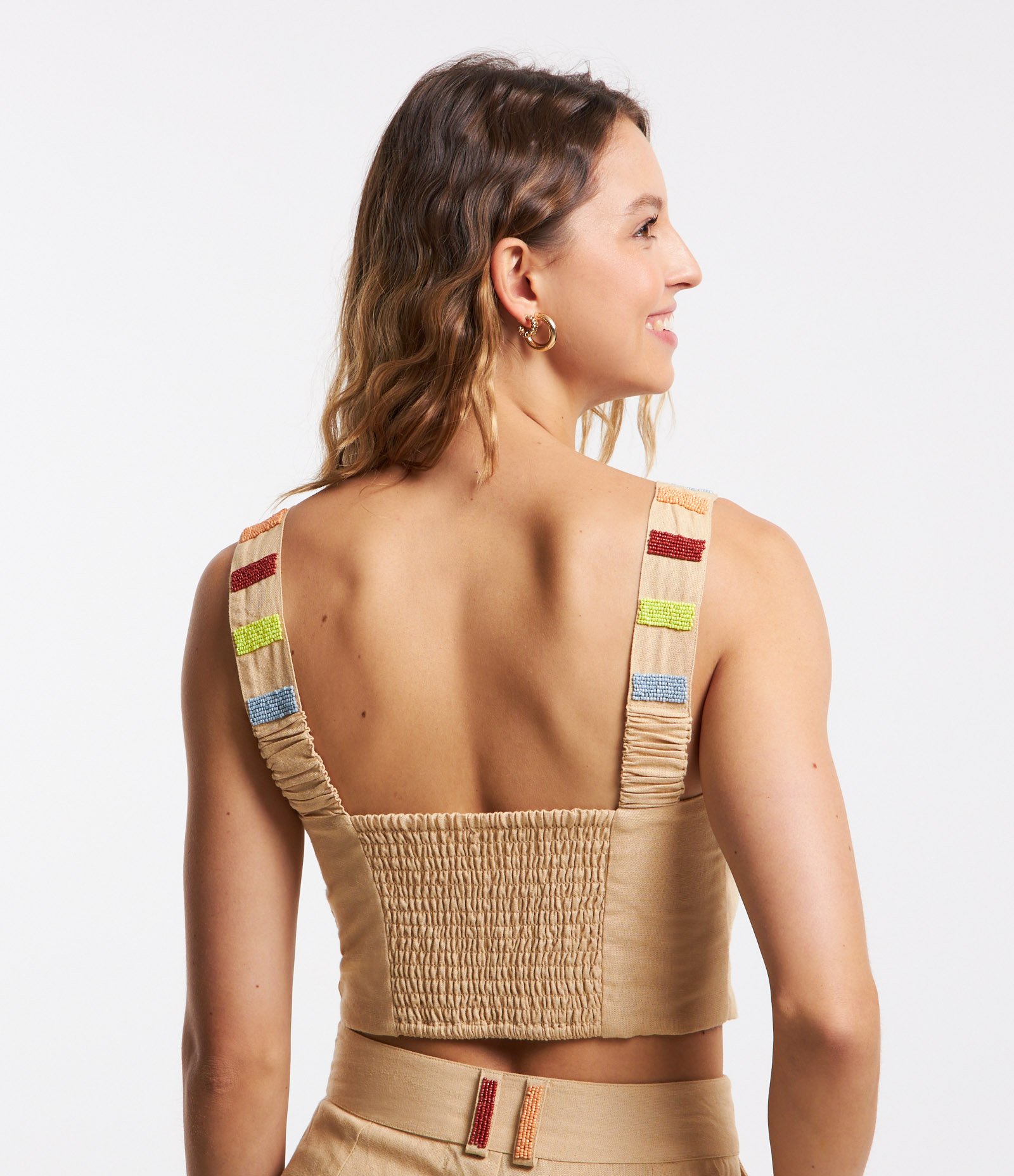 Blusa Cropped em Viscose e Linho com Miçangas Bordadas Bege 3