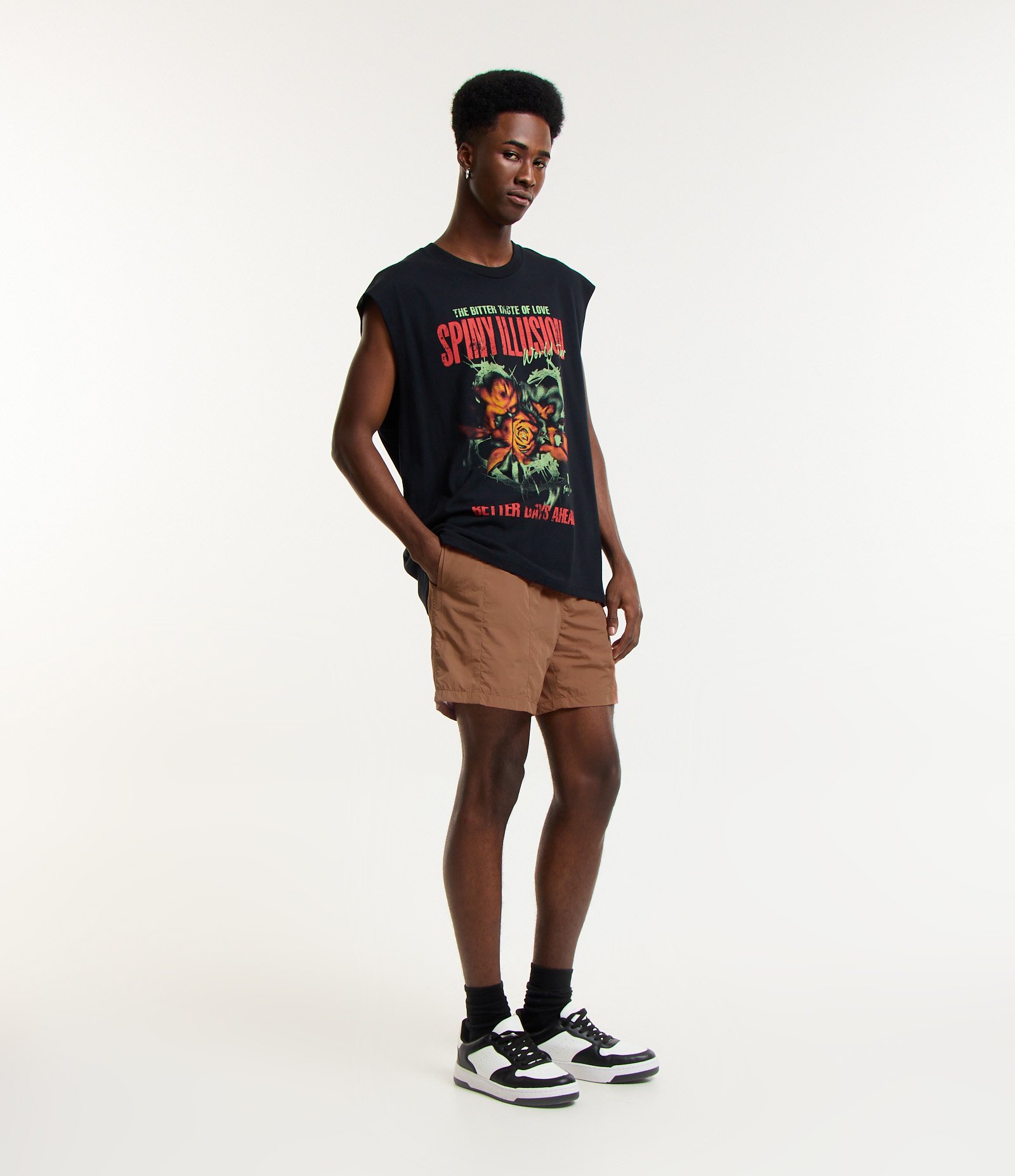 Bermuda em Poliamida com Puxador no Cós 1