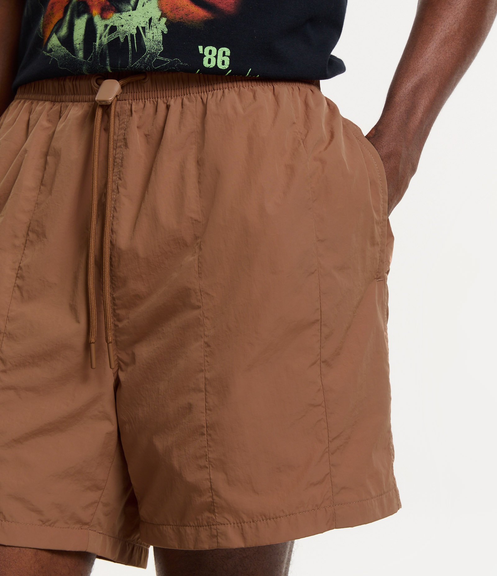 Bermuda em Poliamida com Puxador no Cós 4