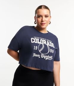 Blusa Cropped com Lettering Colorado Baseball Curve & Plus Size