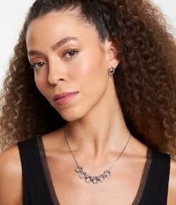 Conjunto Colar e Brinco com Pingentes de Argolas em Formato Orgânico