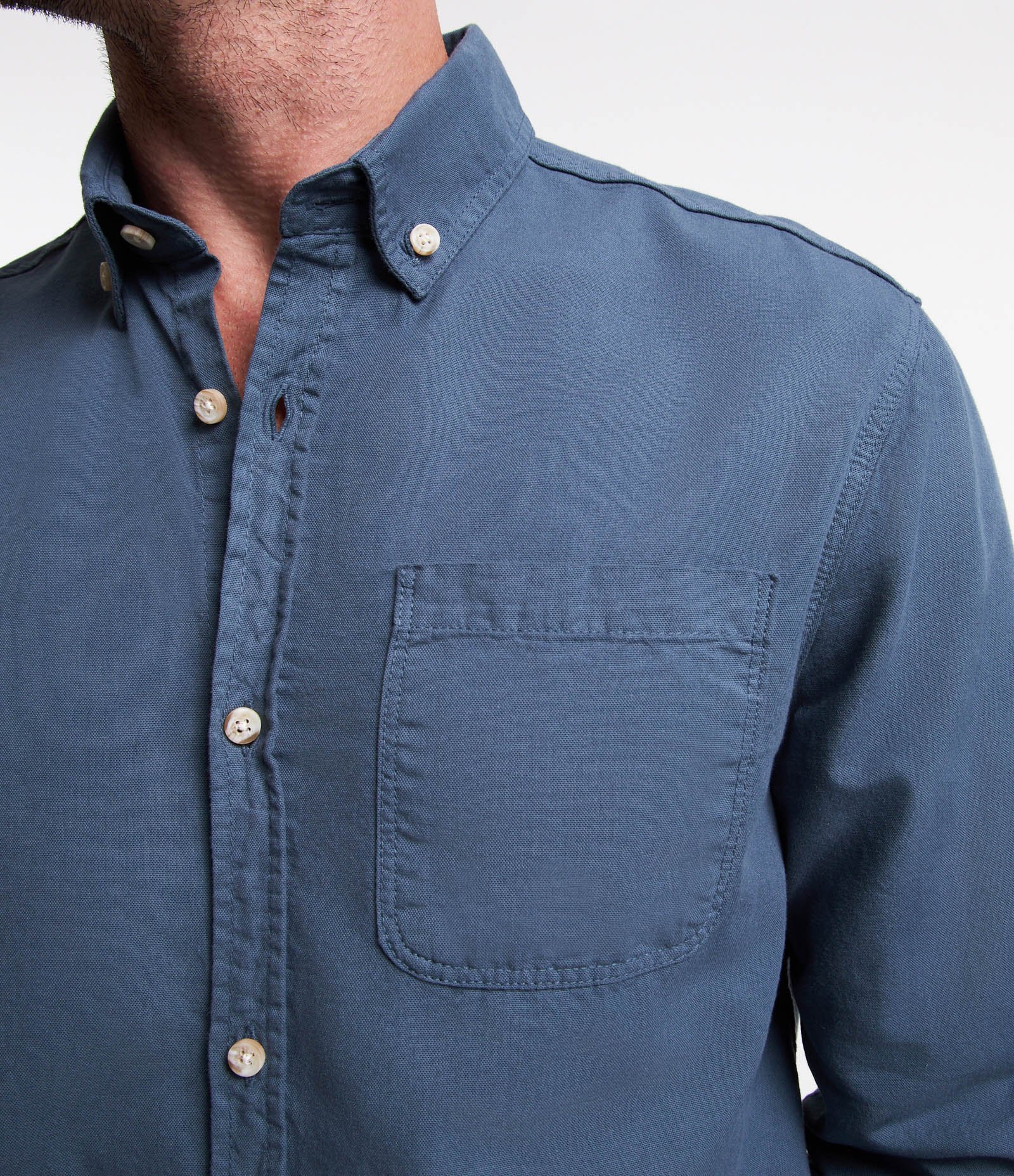 Camisa Regular em Oxford com Bolso Frontal Azul 5