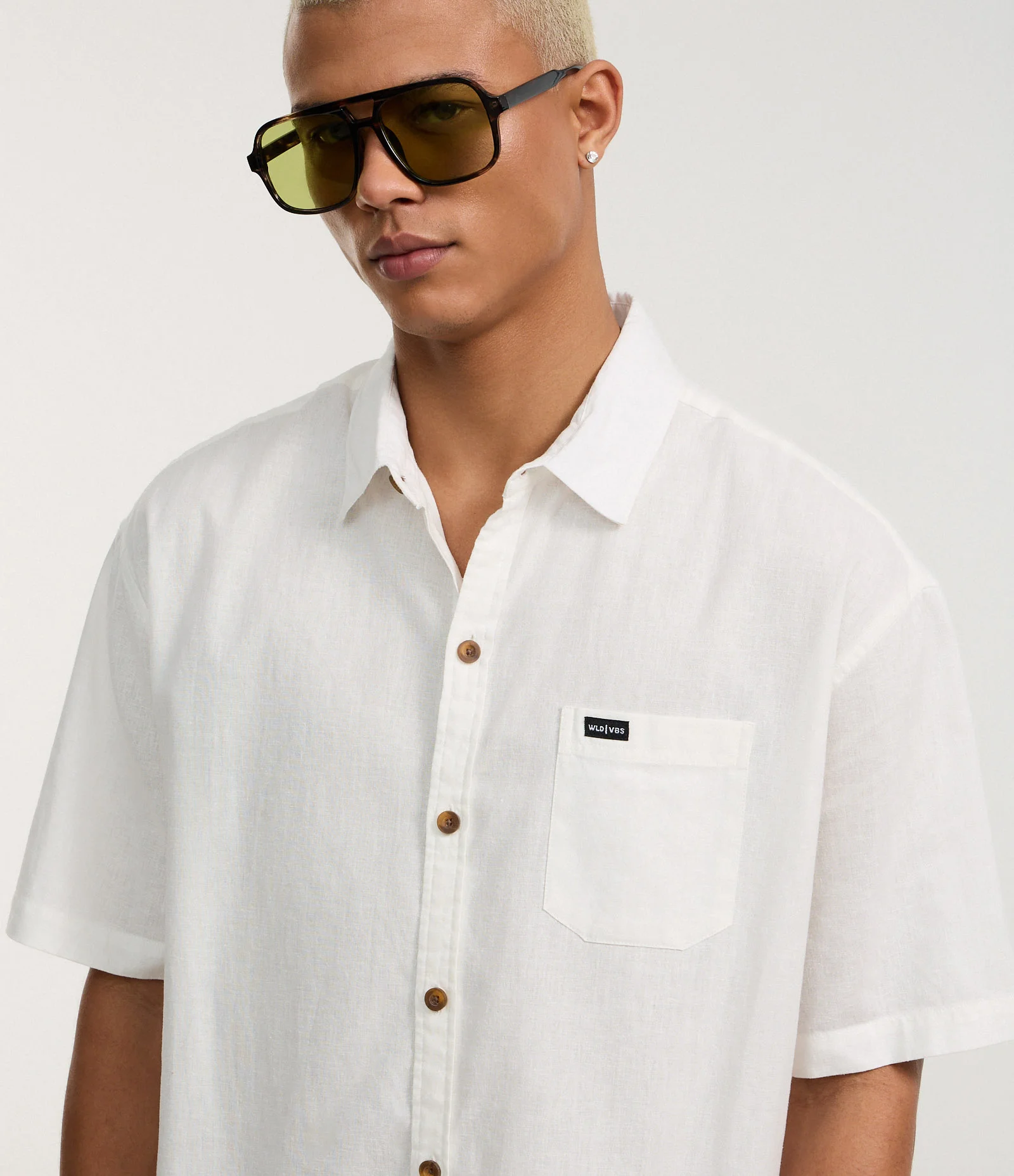 Camisa Relaxed em Cânhamo com Bolso Branco 4