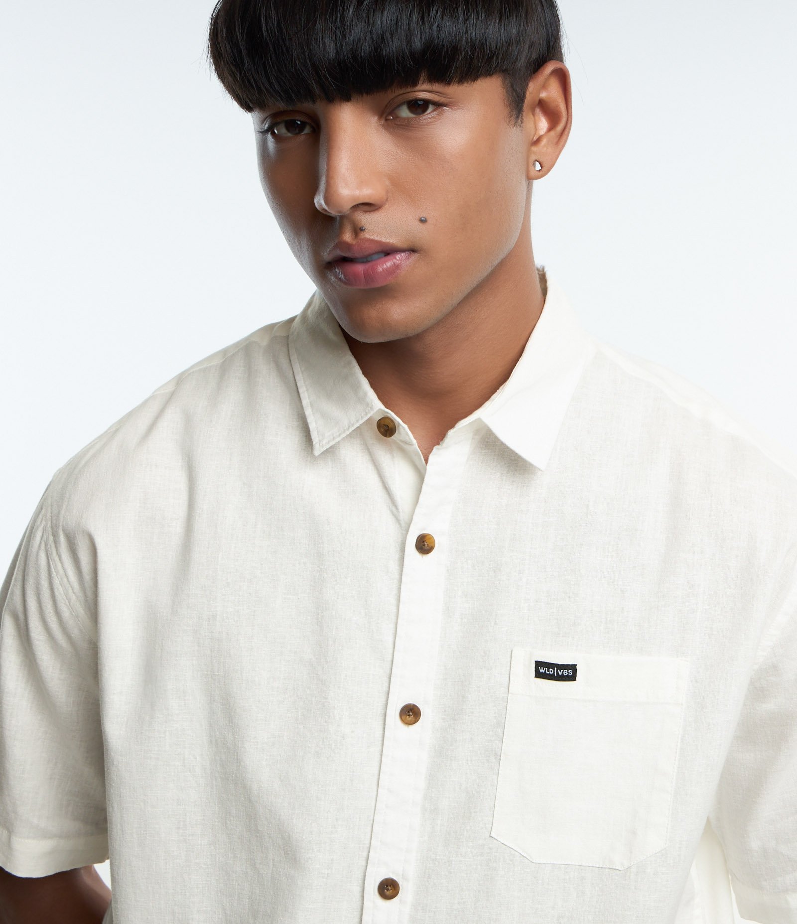 Camisa Relaxed em Cânhamo com Bolso Branco 4