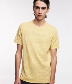 Camiseta Slim em Algodão com Textura de Listras