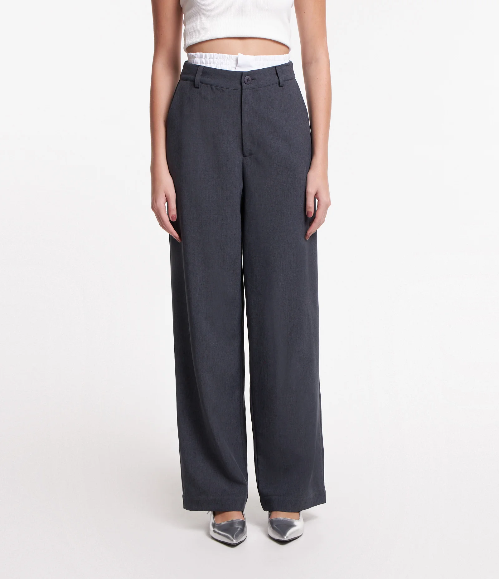Calça Reta em Alfaiataria com Pregas e Cós Cueca Cinza 2
