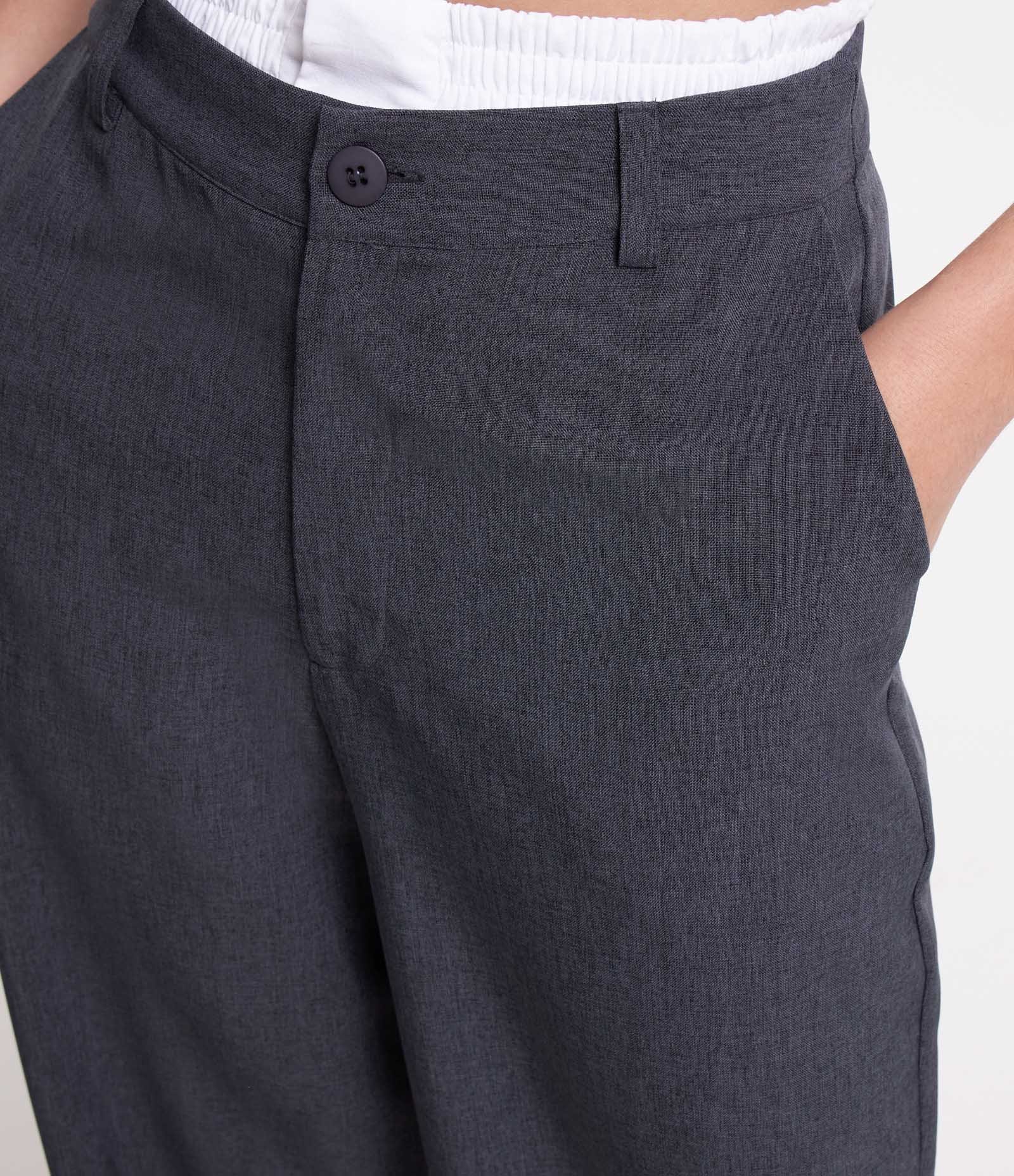 Calça Reta em Alfaiataria com Pregas e Cós Cueca Cinza 4