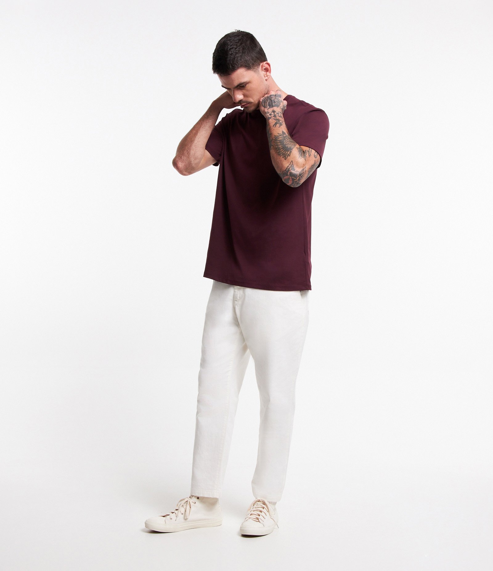 Camiseta Comfort Básica em Algodão Peruano Vermelho Bordo 2
