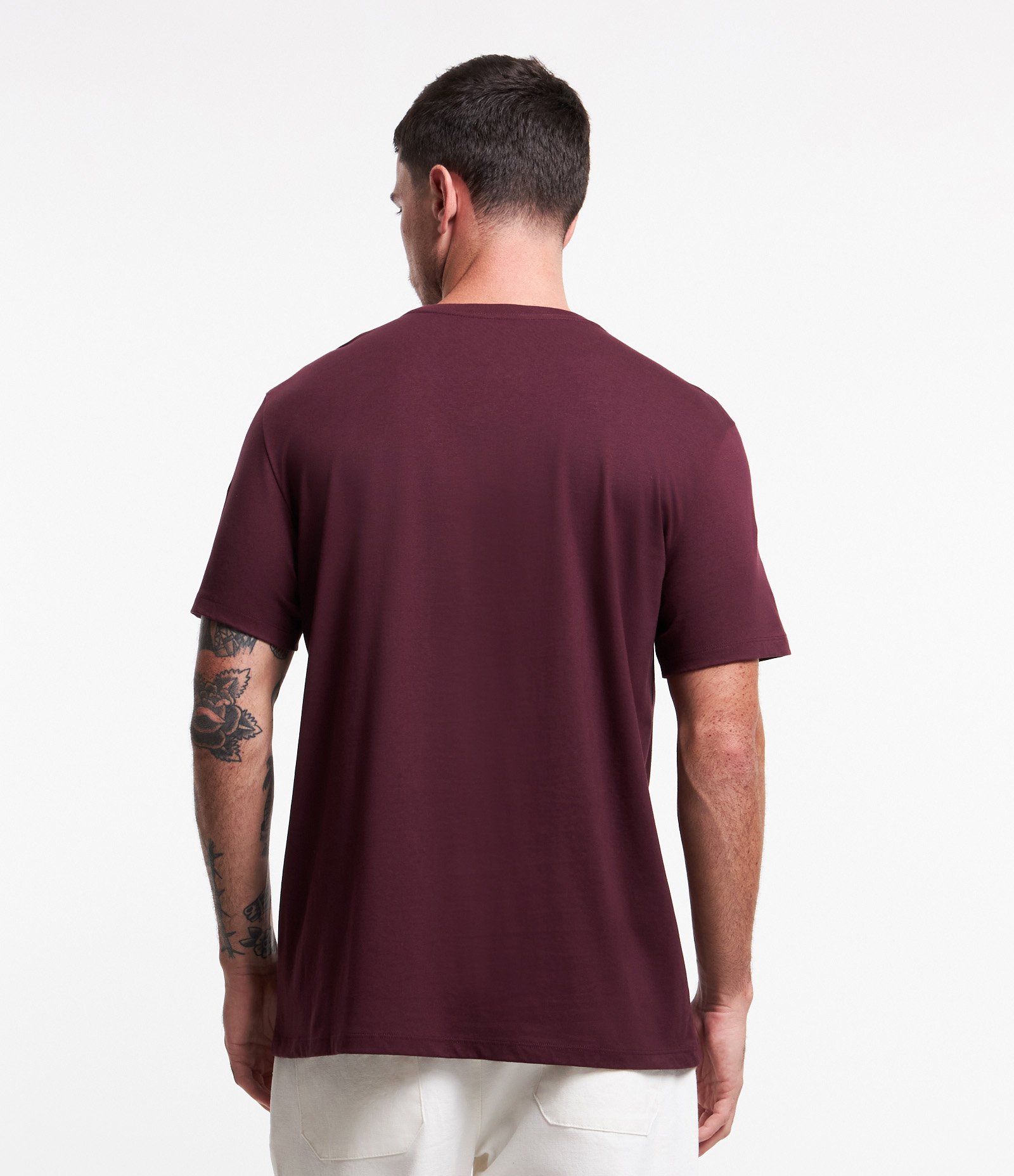 Camiseta Comfort Básica em Algodão Peruano Vermelho Bordo 4