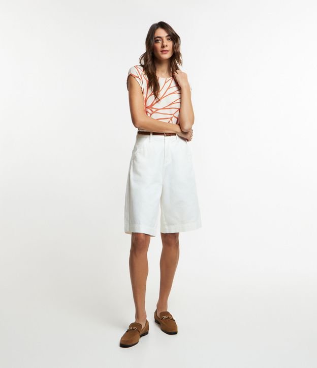 Blusa em Viscose e Linho com Estampa Folhagem em Linhas