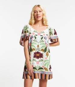 Vestido Curto em Viscose com Linho Manga Ampla e Estampa Floral com Caju